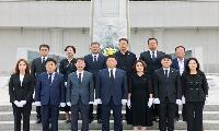 제10대 영주시의회개원 맞아 충혼탑 참배로 책임있는 의정활동 다짐